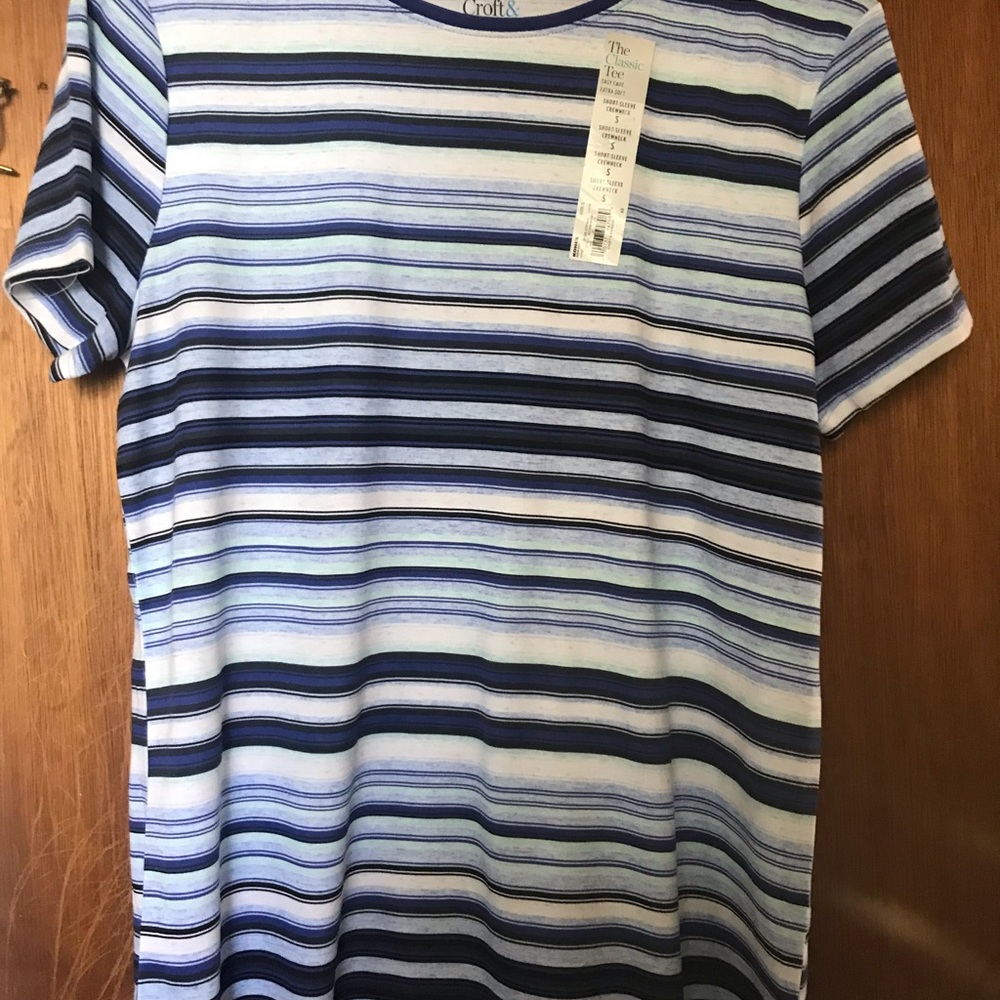 NWT Croft and barrow tshirt